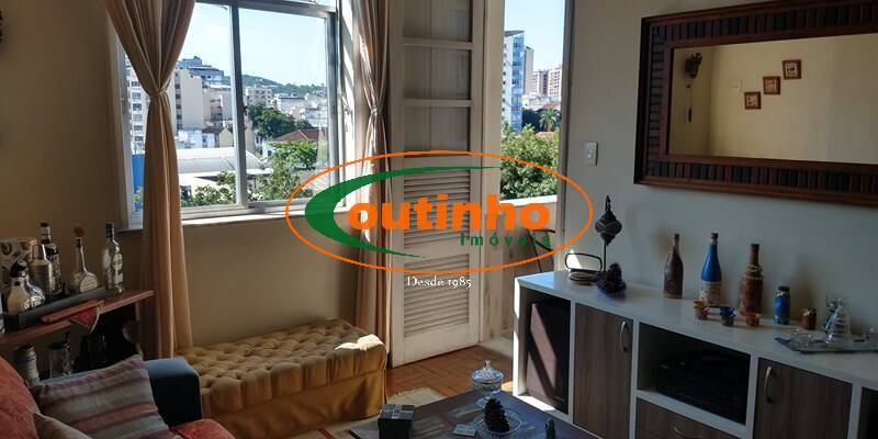 Apartamento à venda com 2 quartos, 61m² - Foto 2