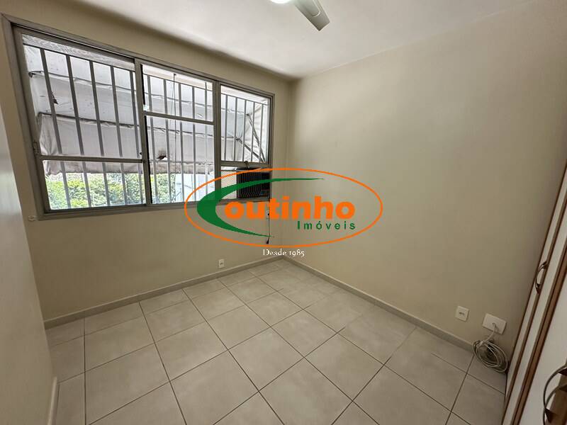 Apartamento à venda com 3 quartos, 102m² - Foto 10