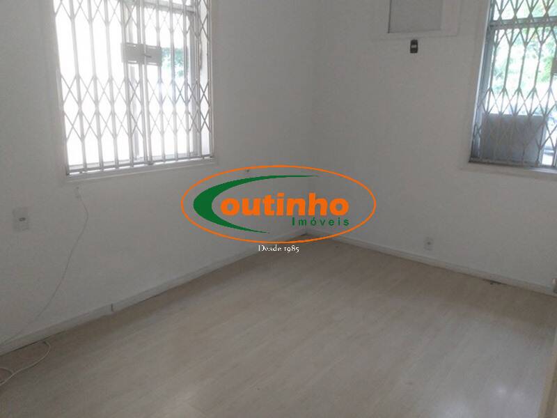 Apartamento à venda com 3 quartos, 150m² - Foto 18