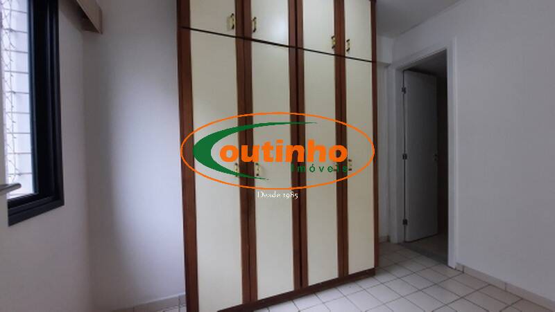 Apartamento à venda com 3 quartos, 117m² - Foto 25