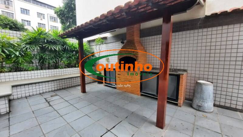 Apartamento à venda com 3 quartos, 117m² - Foto 29