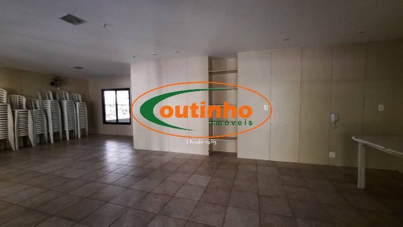 Apartamento à venda com 3 quartos, 137m² - Foto 31