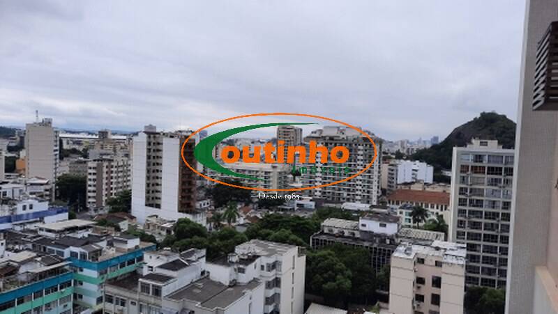 Apartamento à venda com 3 quartos, 137m² - Foto 4