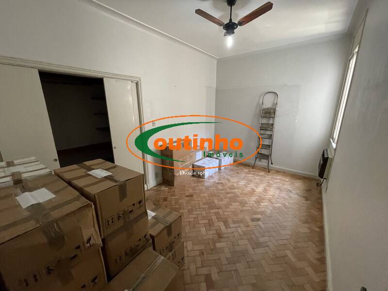 Apartamento à venda com 3 quartos, 95m² - Foto 7