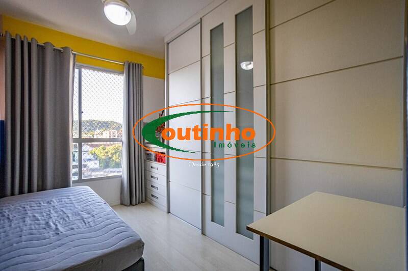 Apartamento à venda com 2 quartos, 72m² - Foto 10