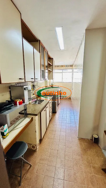 Apartamento à venda com 2 quartos, 77m² - Foto 18