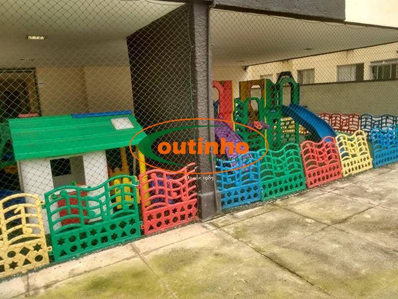 Apartamento à venda com 2 quartos, 74m² - Foto 28