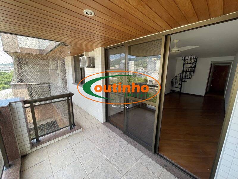 Cobertura à venda com 2 quartos, 150m² - Foto 1