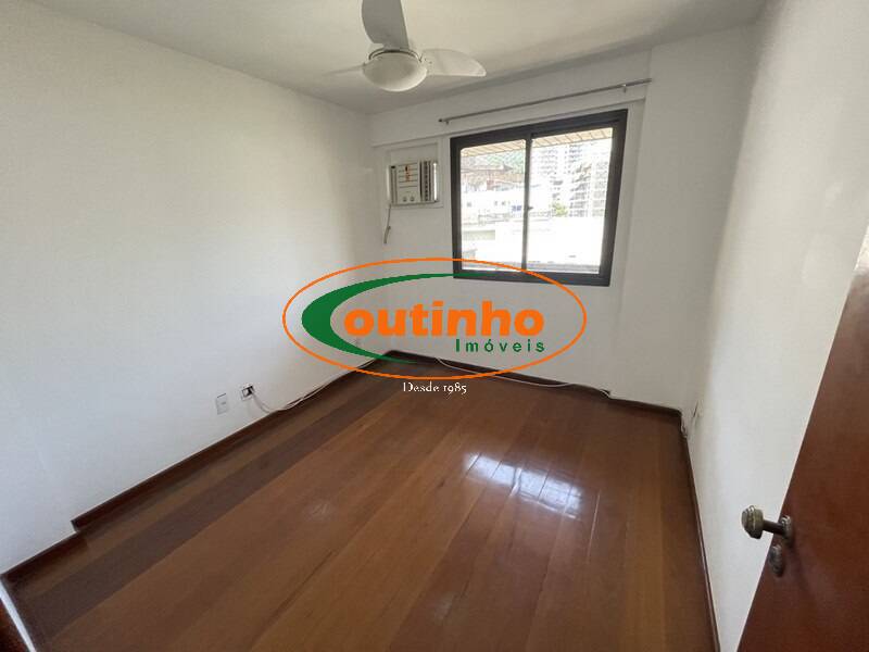 Cobertura à venda com 2 quartos, 150m² - Foto 12