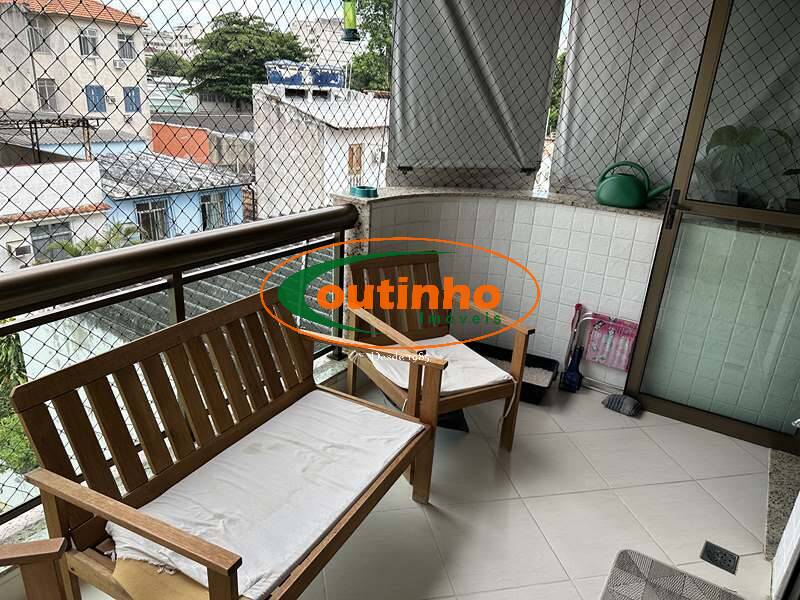 Apartamento à venda com 2 quartos, 97m² - Foto 2