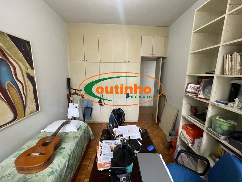 Apartamento à venda com 3 quartos, 115m² - Foto 8