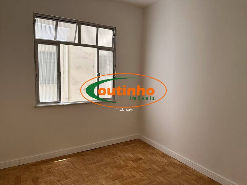 Apartamento à venda com 2 quartos, 60m² - Foto 5