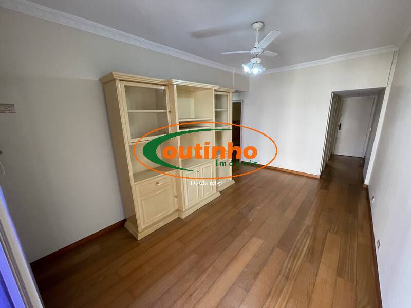 Apartamento à venda com 2 quartos, 60m² - Foto 4