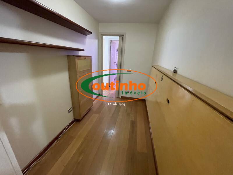 Apartamento à venda com 2 quartos, 60m² - Foto 14