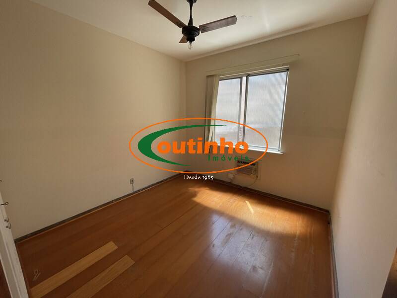 Apartamento à venda com 2 quartos, 75m² - Foto 21