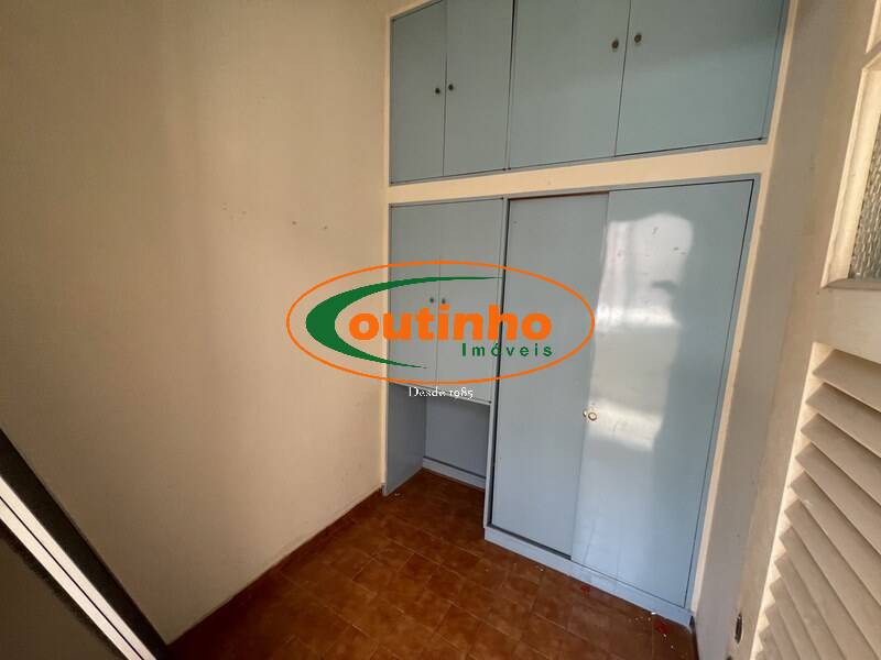 Apartamento à venda com 2 quartos, 75m² - Foto 15