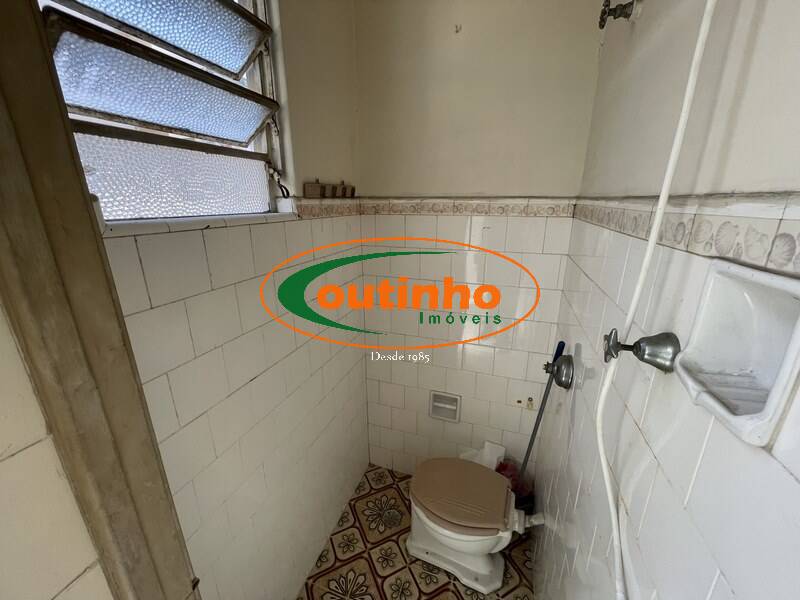 Apartamento à venda com 2 quartos, 75m² - Foto 16