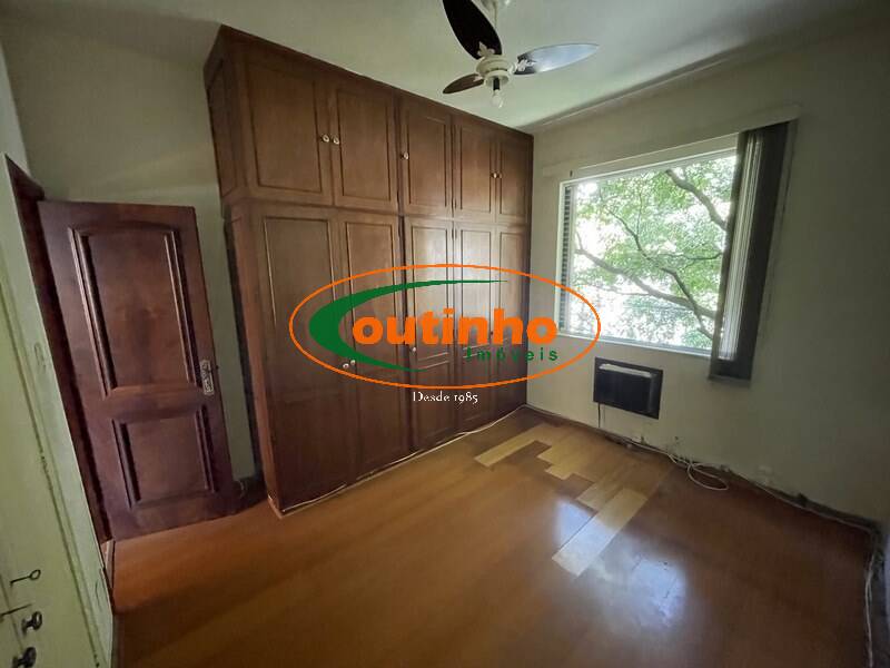 Apartamento à venda com 2 quartos, 75m² - Foto 5