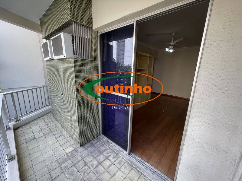 Apartamento à venda com 2 quartos, 60m² - Foto 2