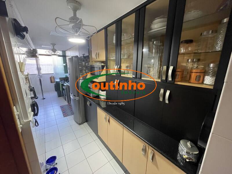 Apartamento à venda com 2 quartos, 85m² - Foto 4