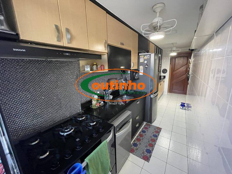 Apartamento à venda com 2 quartos, 85m² - Foto 19