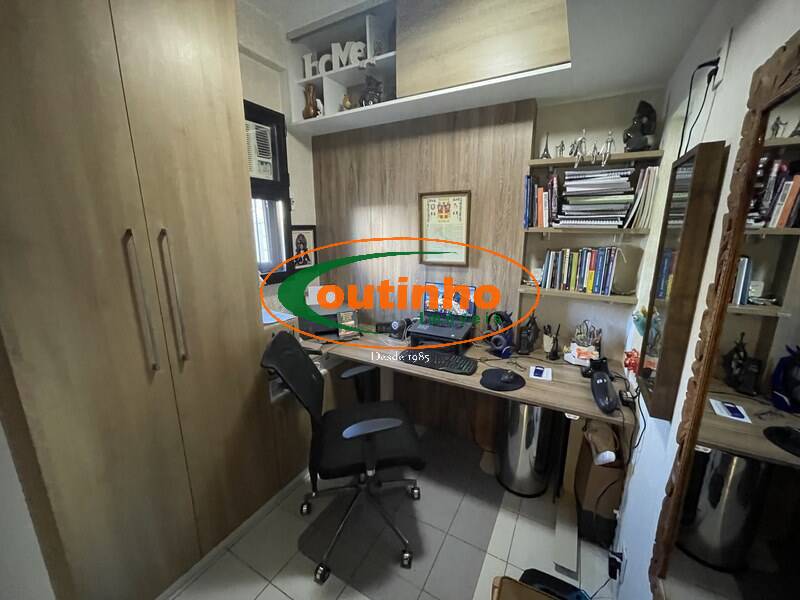 Apartamento à venda com 2 quartos, 85m² - Foto 9