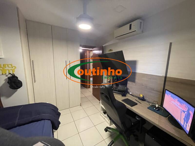 Apartamento à venda com 2 quartos, 85m² - Foto 26