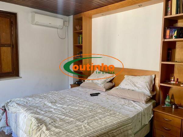 Casa à venda com 4 quartos, 305m² - Foto 29