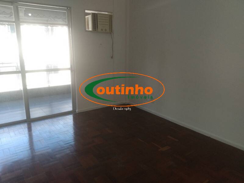 Apartamento à venda com 3 quartos, 110m² - Foto 16