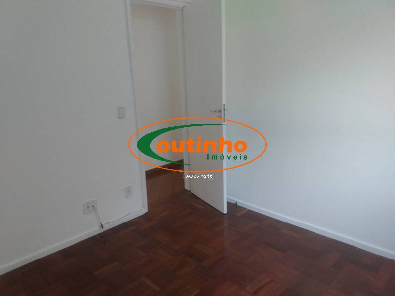 Apartamento à venda com 3 quartos, 110m² - Foto 25