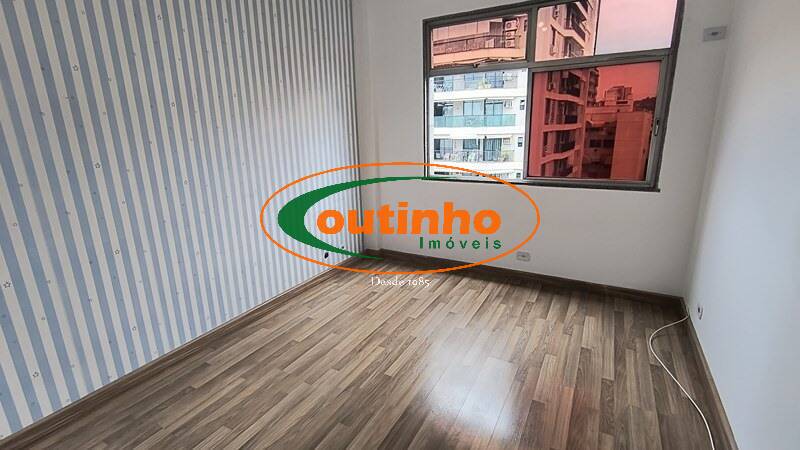 Apartamento à venda com 3 quartos, 119m² - Foto 20