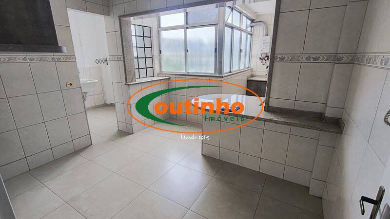 Apartamento à venda com 3 quartos, 119m² - Foto 27