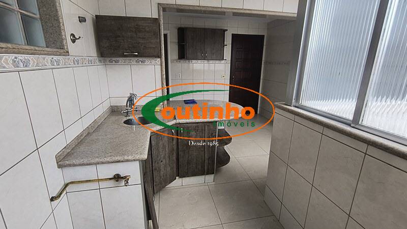 Apartamento à venda com 3 quartos, 119m² - Foto 33