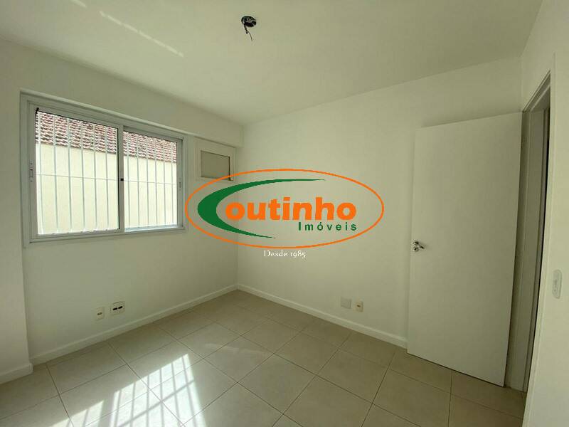 Apartamento à venda com 3 quartos, 92m² - Foto 12