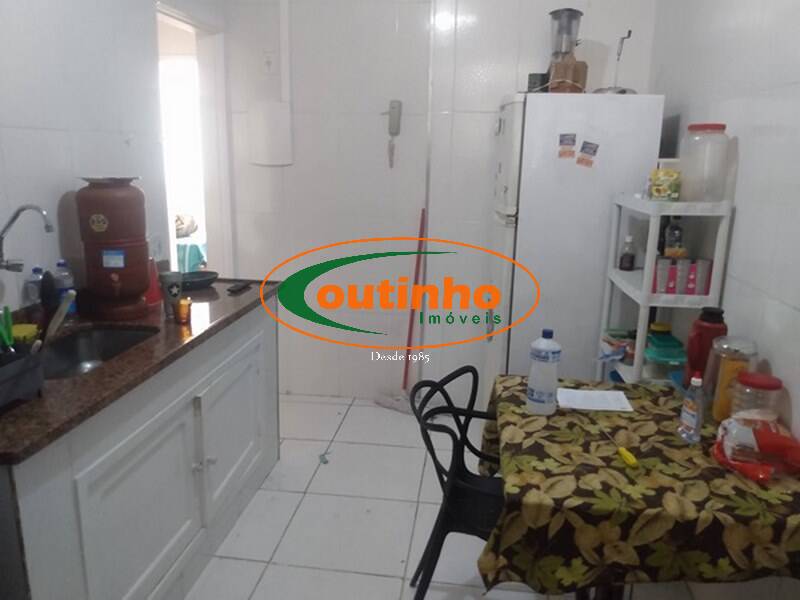 Apartamento à venda com 2 quartos, 82m² - Foto 23