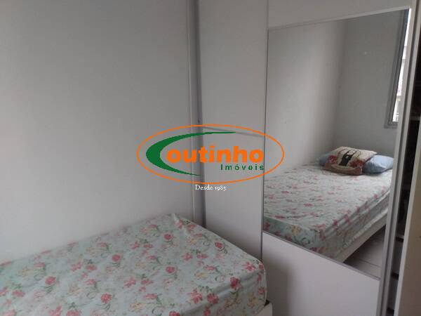 Apartamento à venda com 3 quartos, 65m² - Foto 15