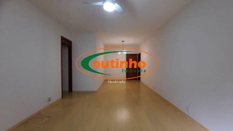 Apartamento à venda com 3 quartos, 106m² - Foto 4