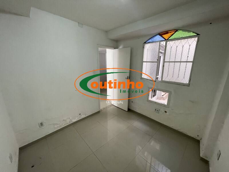 Casa à venda com 4 quartos, 180m² - Foto 23