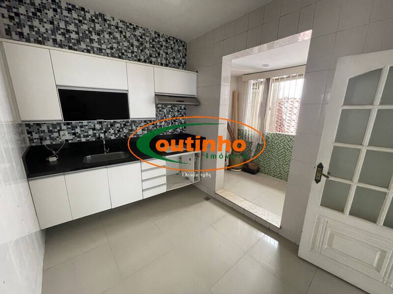 Casa à venda com 4 quartos, 180m² - Foto 26