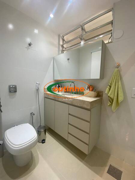 Apartamento à venda com 2 quartos, 63m² - Foto 15