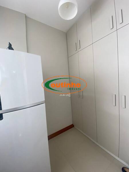 Apartamento à venda com 2 quartos, 63m² - Foto 22