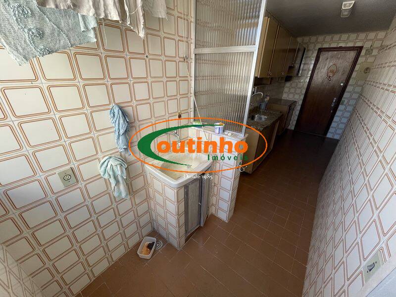 Apartamento à venda com 2 quartos, 82m² - Foto 17