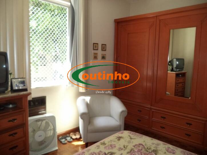 Apartamento à venda com 3 quartos, 162m² - Foto 9