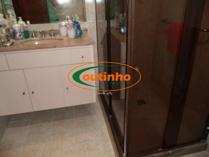 Apartamento à venda com 3 quartos, 162m² - Foto 13