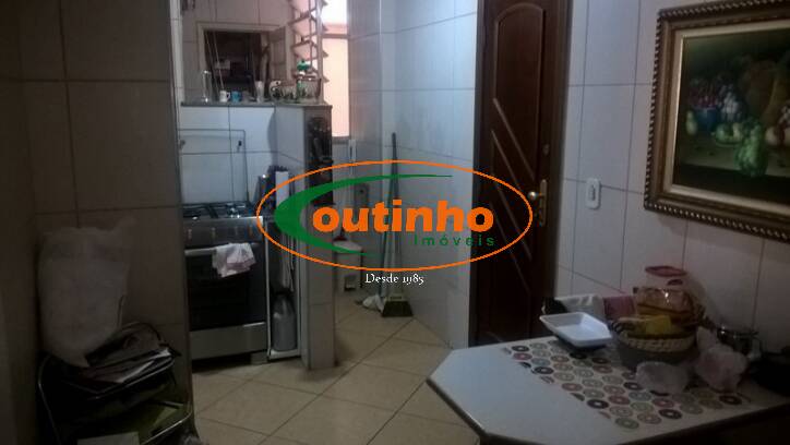 Apartamento à venda com 3 quartos, 94m² - Foto 12