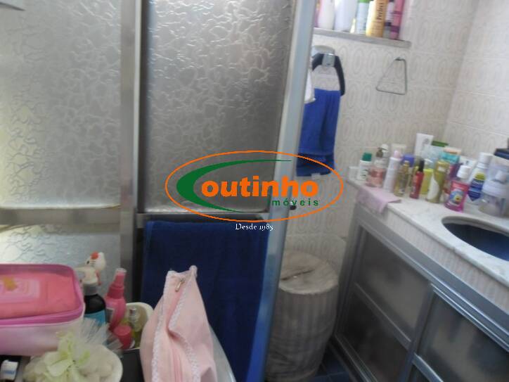 Apartamento à venda com 2 quartos, 70m² - Foto 5