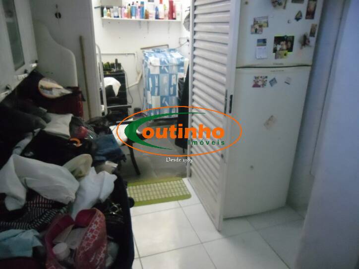 Apartamento à venda com 2 quartos, 70m² - Foto 13