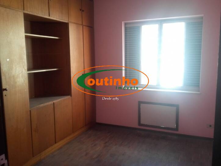 Apartamento à venda com 4 quartos, 196m² - Foto 10