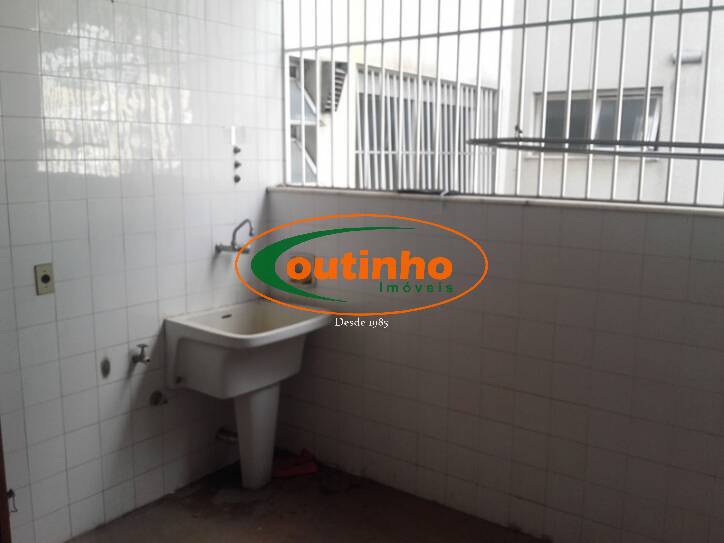 Apartamento à venda com 4 quartos, 196m² - Foto 18