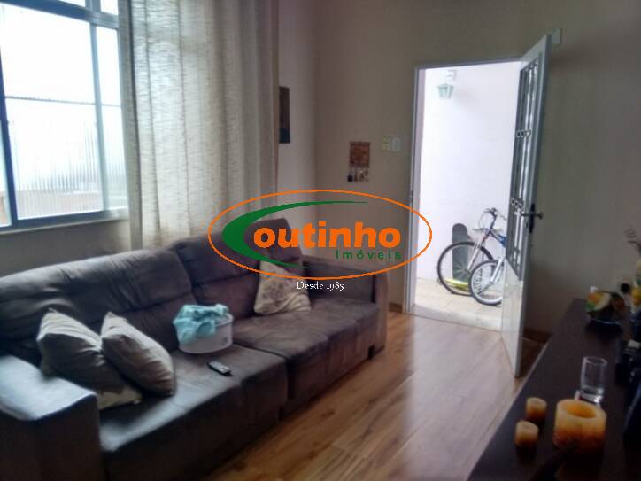 Casa à venda com 4 quartos, 180m² - Foto 3